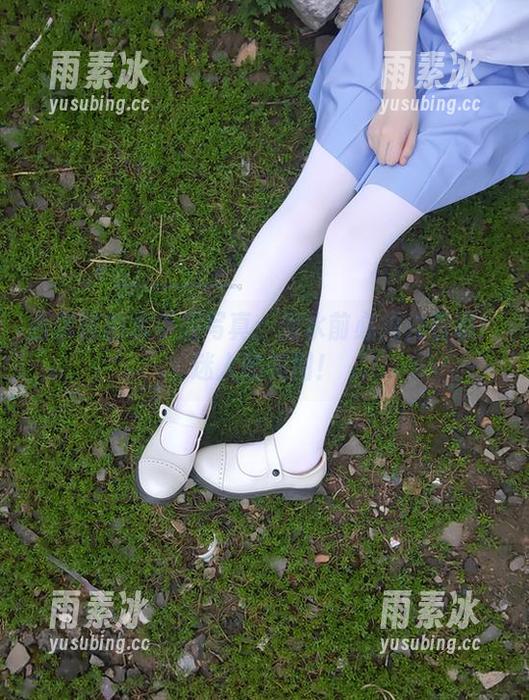 西尔酱的水手服写真：潜水前必须先看哦！迷人的美图！