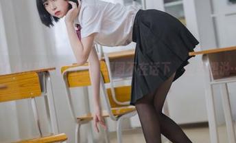 许岚LAN秘书的日常，原图不在话下，但我想说……