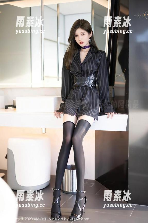 语画界 - 资源多得没理智，奶瓶的网袜是个意外的收获