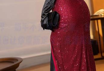 语画界 – 奶牛不光是个形象，林乐一带来的图包让你重新定义，资源需要自取。
