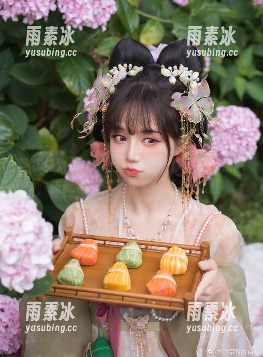 当贰加六化身护士，美图让你不仅能治愈，还能看得停不下来，赶紧下载！