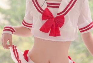 唤醒审美细胞，最新美图中趴趴捣蛋陌与妮露西域舞娘的默契太迷！