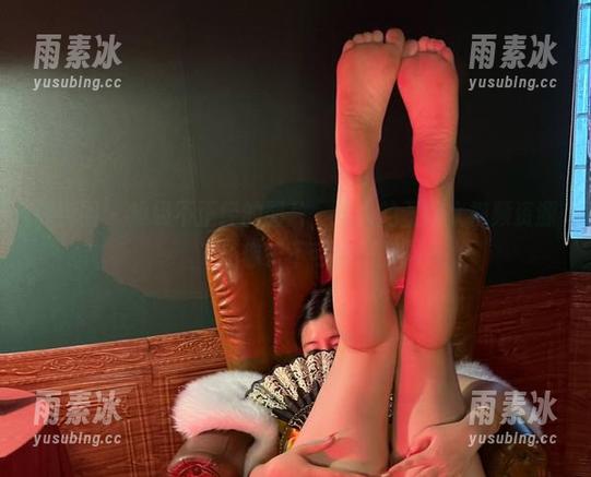 微密圈 - 超级不正经的图片，迷人的五姨太视频资源让你乐不可支。