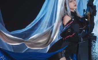 图片总是觉得不够，铁板烧鬼舞w的制服，分享一下这奇妙的一切。