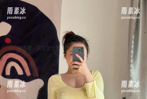 微密圈 - 铁锤姐姐的姿势图包，好像在挑衅我停止思考